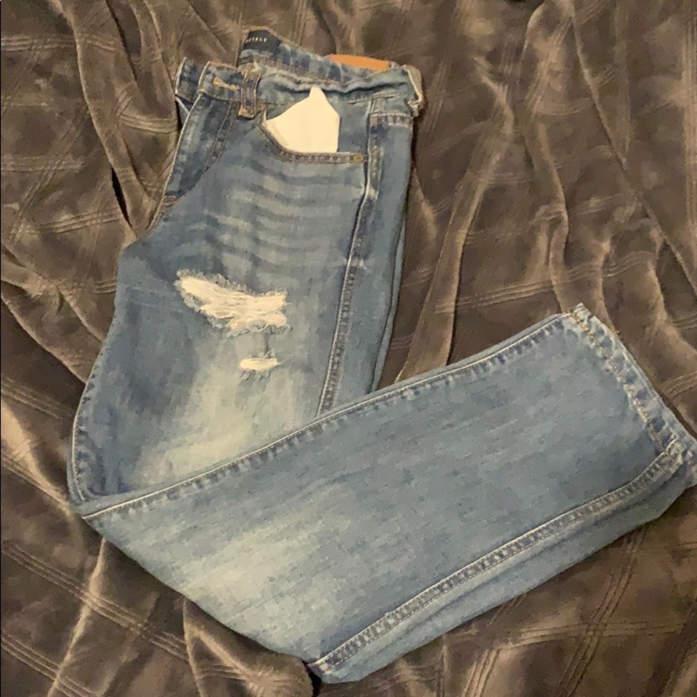 Ripped denim boyfriend jeans Aeropostale